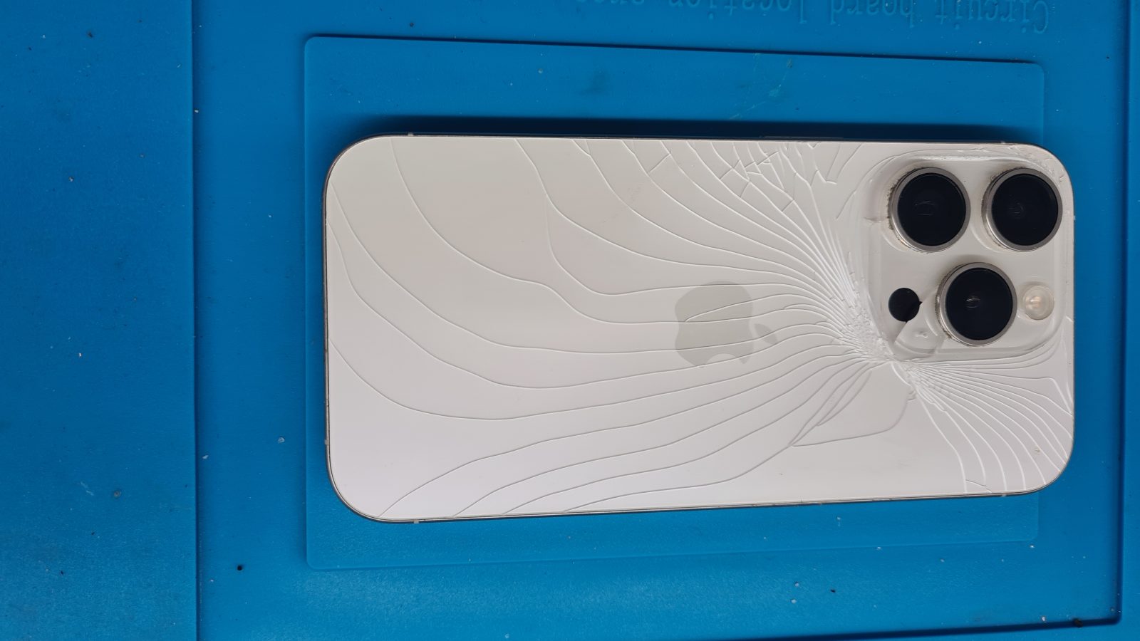 Apple Phone Repair/ iPhone 15 Pro Back Glass Cover Replacement