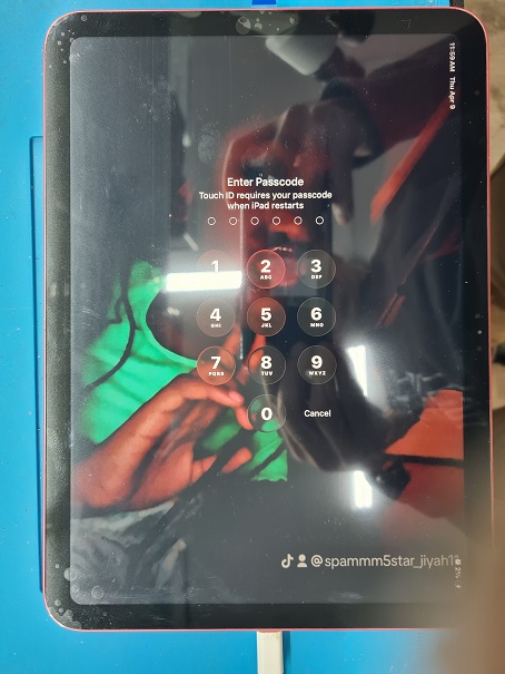 iPad 10th Generation Glass Screen Replacement